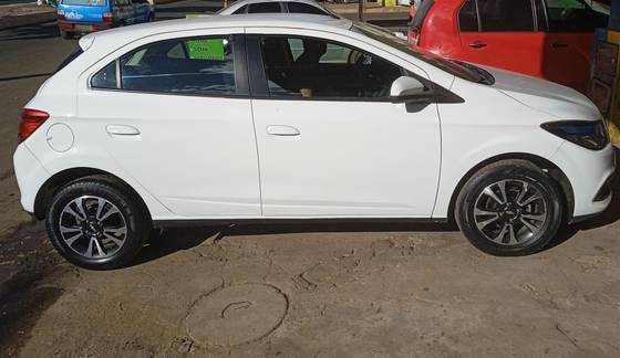 CHEVROLET ONIX 1.4 MPFI LTZ 8V FLEX 4P AUTOMÁTICO